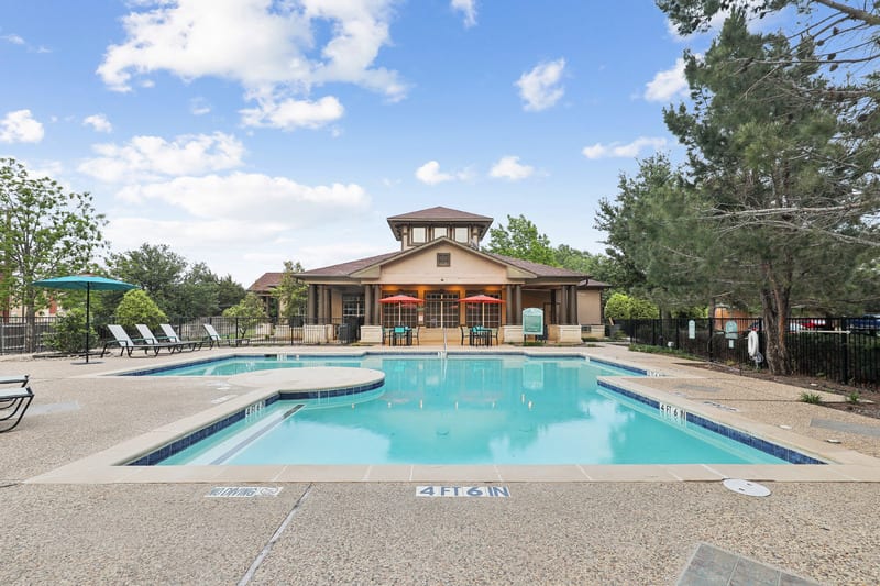 Photos and Video of Falcon Lakes in Arlington, TX